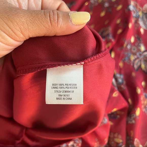 NWT! Mi Ami V-neck Balloon Long Sleeve Flowy Burgundy Mini Dress Size XXS - Picture 12 of 13